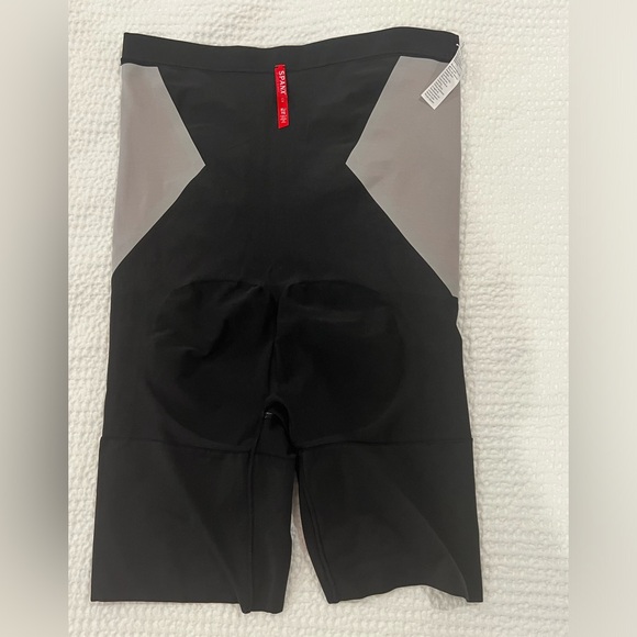 Spanx OnCore High Waist Mid Thigh Short XL Black - Picture 7 of 12